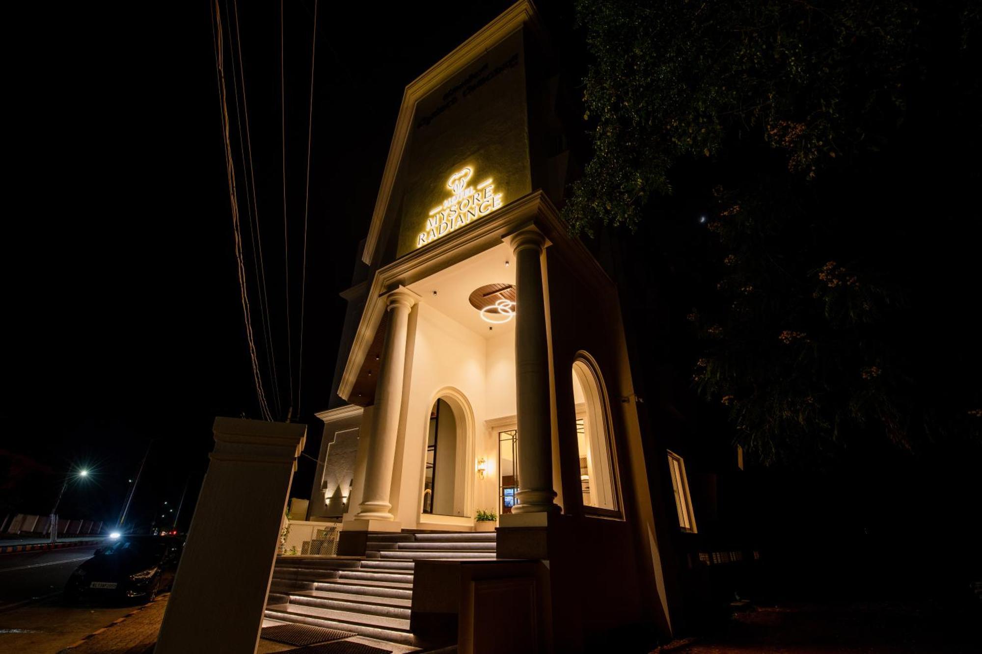 Hotel Mysore Radiance Exteriér fotografie